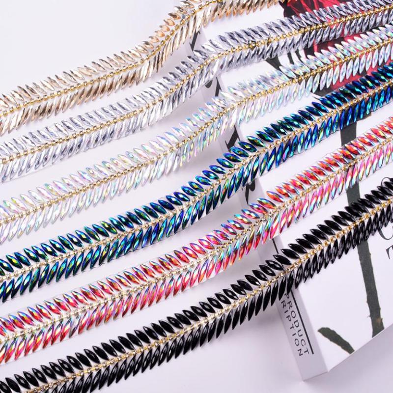 Лента с термоклеевыми стразами – обзор и цена Lace Ribbon Trim